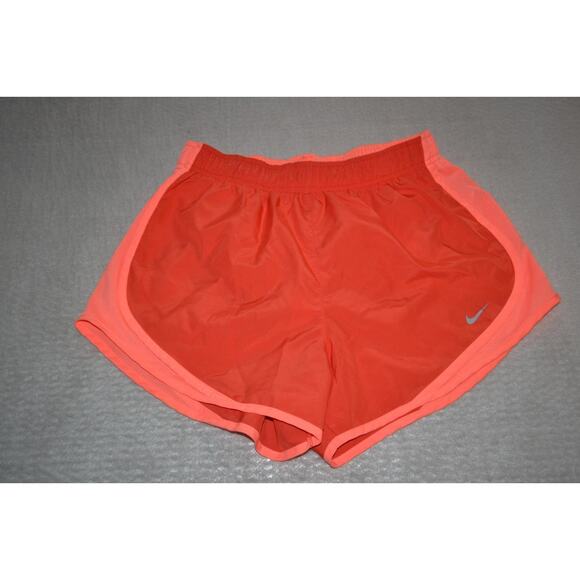 30725 Nike Gym Shorts Lined Athletic Workout Pink Polyester Size Medium Womens - Picture 1 of 10